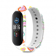 Rhinotech řemínek pro Xiaomi Mi Band 6 bílá - motiv srdce Rhinotech řemínek pro Xiaomi Mi Band 6 bílá - motiv srdce